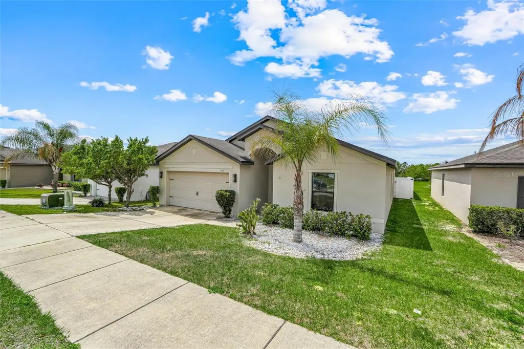 910 Aspen View Circle Groveland FL 34736