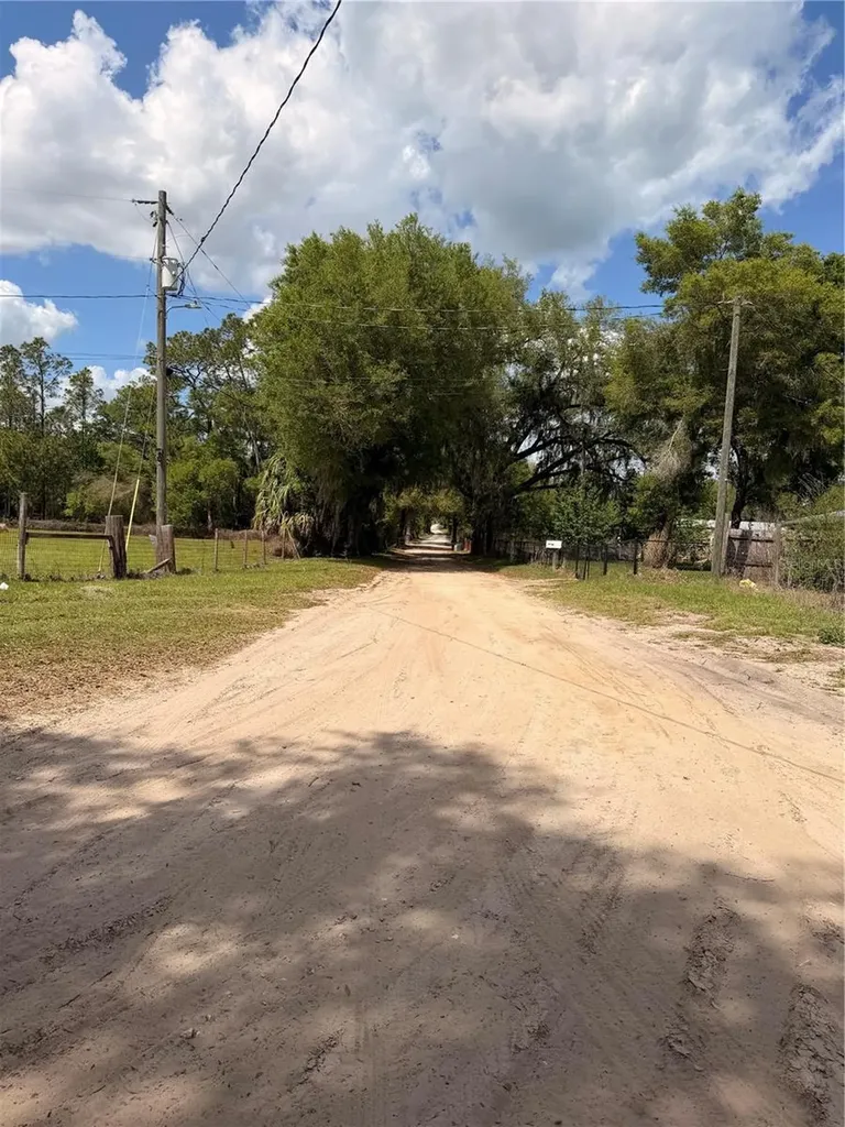 20512 Ramer Road Dade City FL 33523