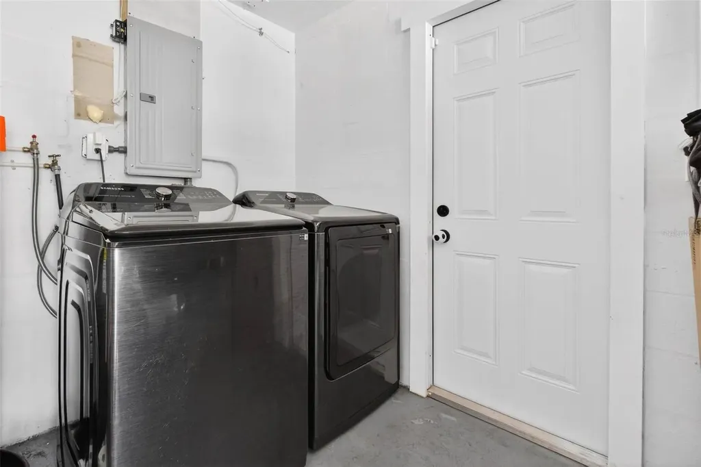 5346 Riddle Road Holiday FL 34690