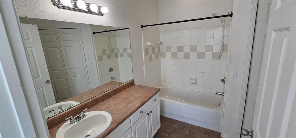 5581 Rosehill Road Sarasota FL 34233