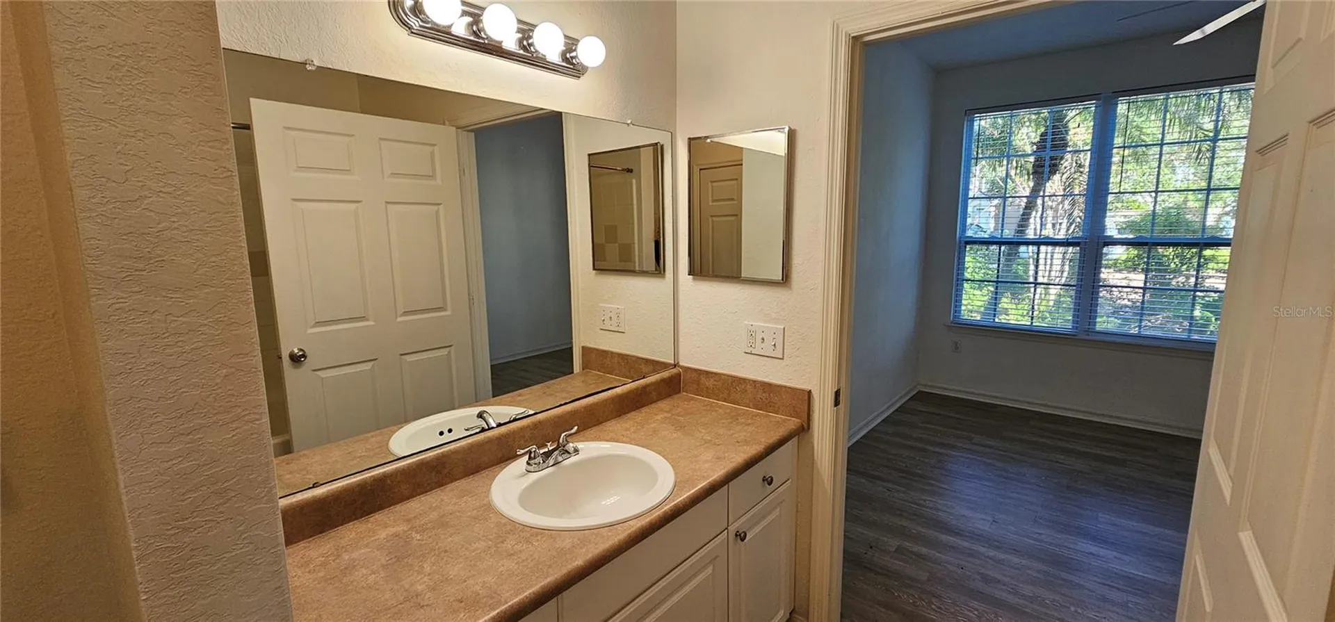5581 Rosehill Road Sarasota FL 34233