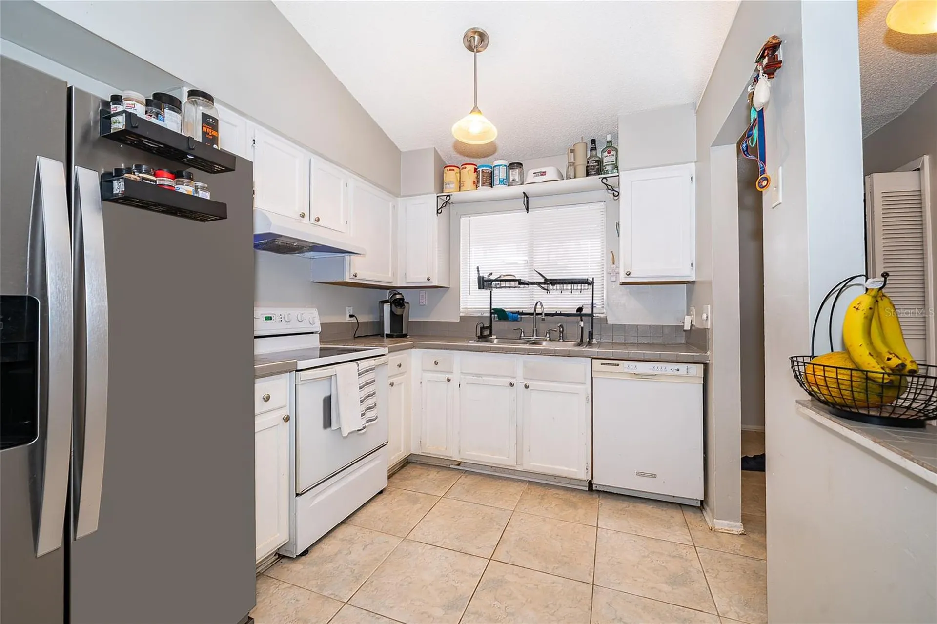 207 Lake Drive Orlando FL 32835