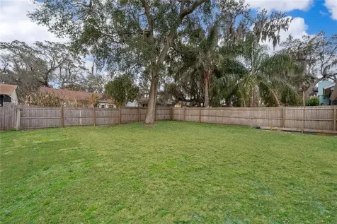 207 Lake Drive Orlando FL 32835