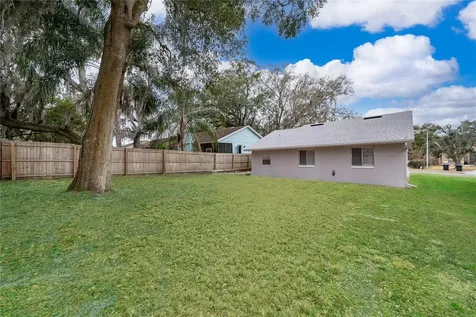 207 Lake Drive Orlando FL 32835
