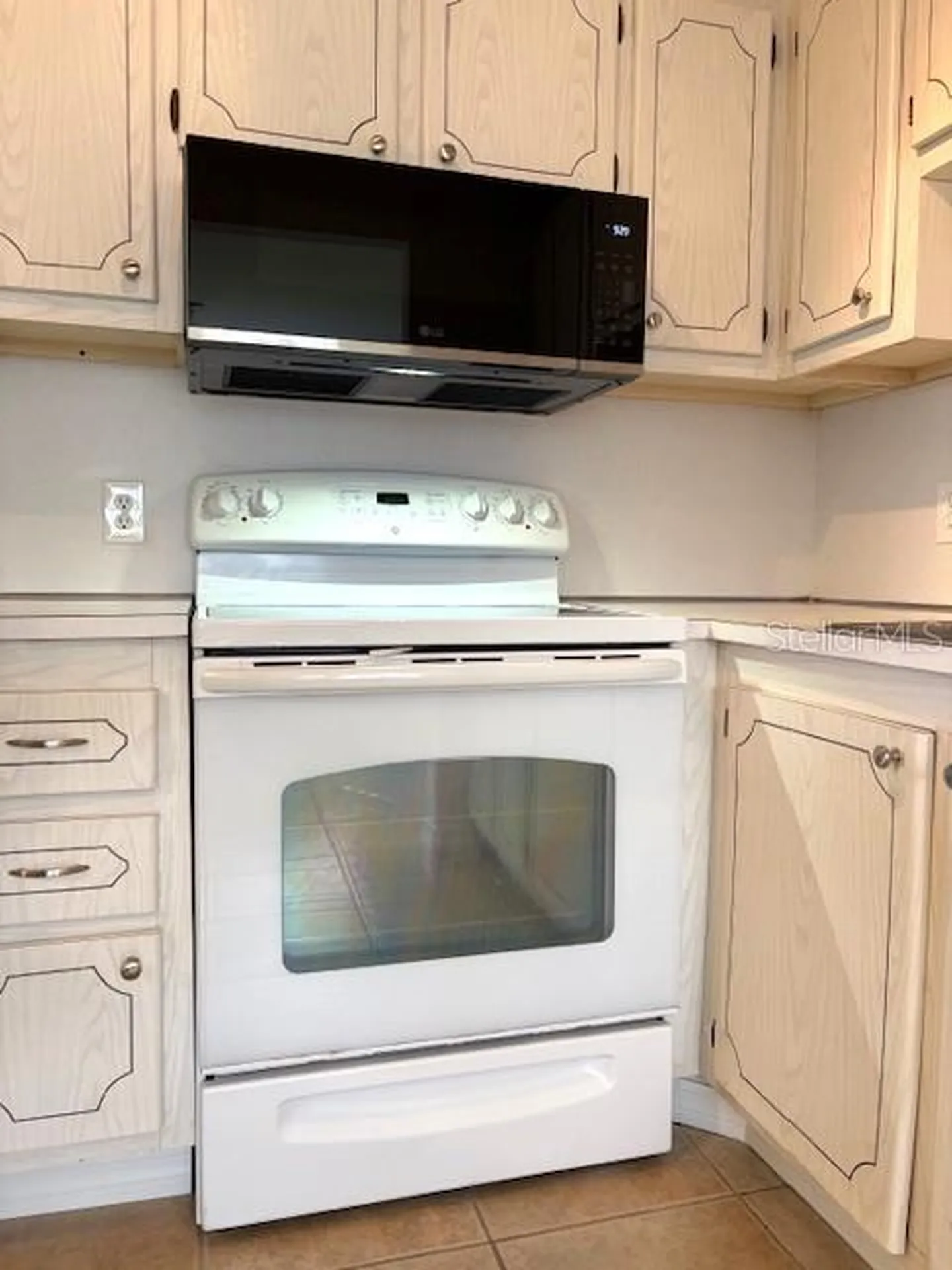 201 Kings Boulevard Sun City Center FL 33573