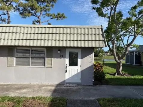 201 Kings Boulevard Sun City Center FL 33573