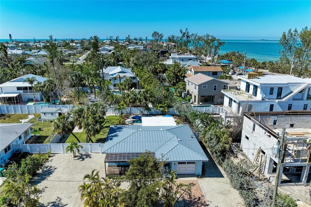 165 Crescent Drive Anna Maria FL 34216