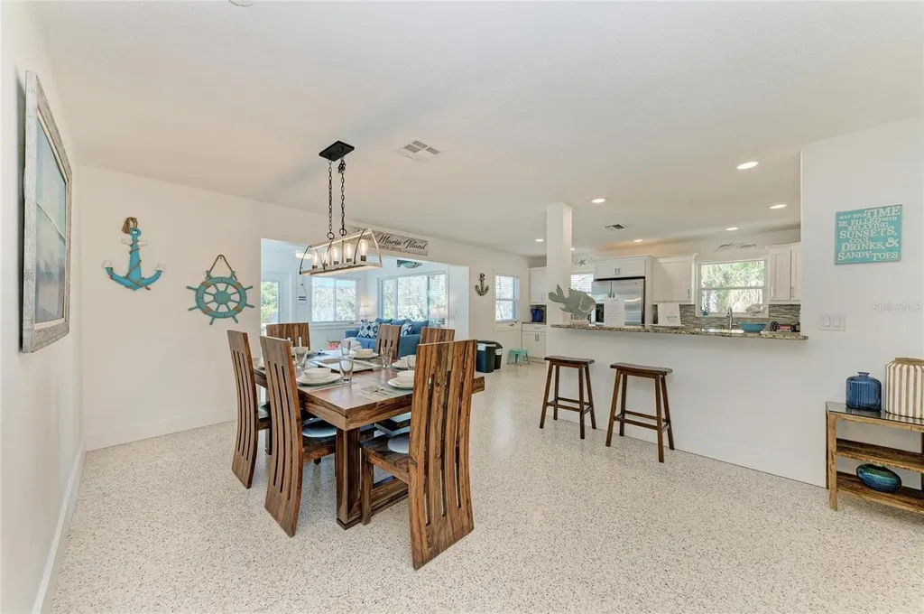 165 Crescent Drive Anna Maria FL 34216