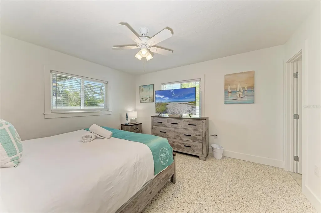 165 Crescent Drive Anna Maria FL 34216