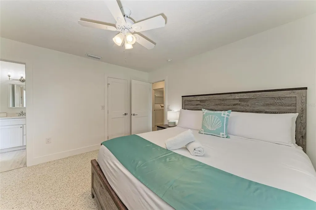 165 Crescent Drive Anna Maria FL 34216