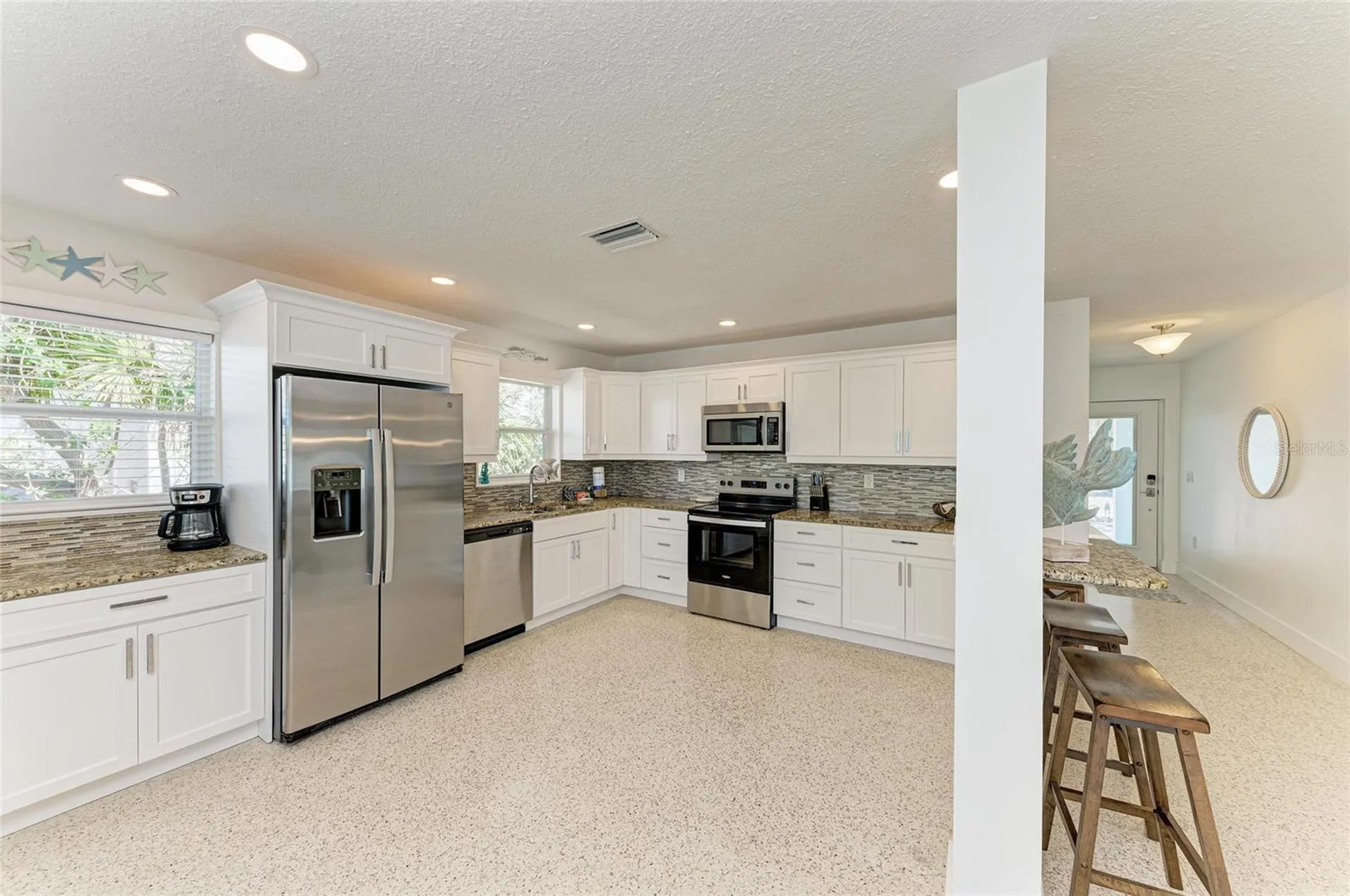 165 Crescent Drive Anna Maria FL 34216