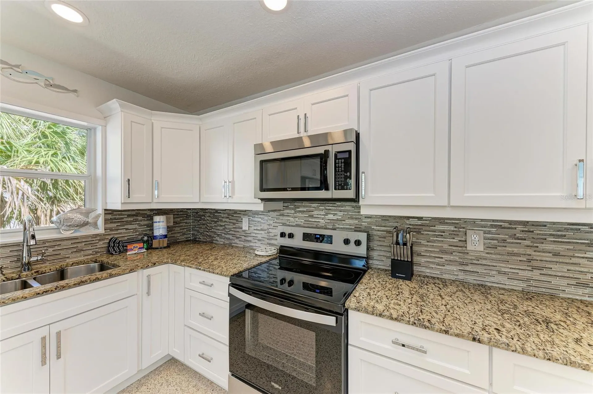 165 Crescent Drive Anna Maria FL 34216