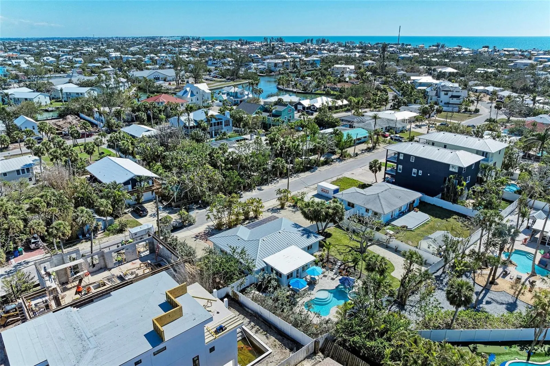 165 Crescent Drive Anna Maria FL 34216