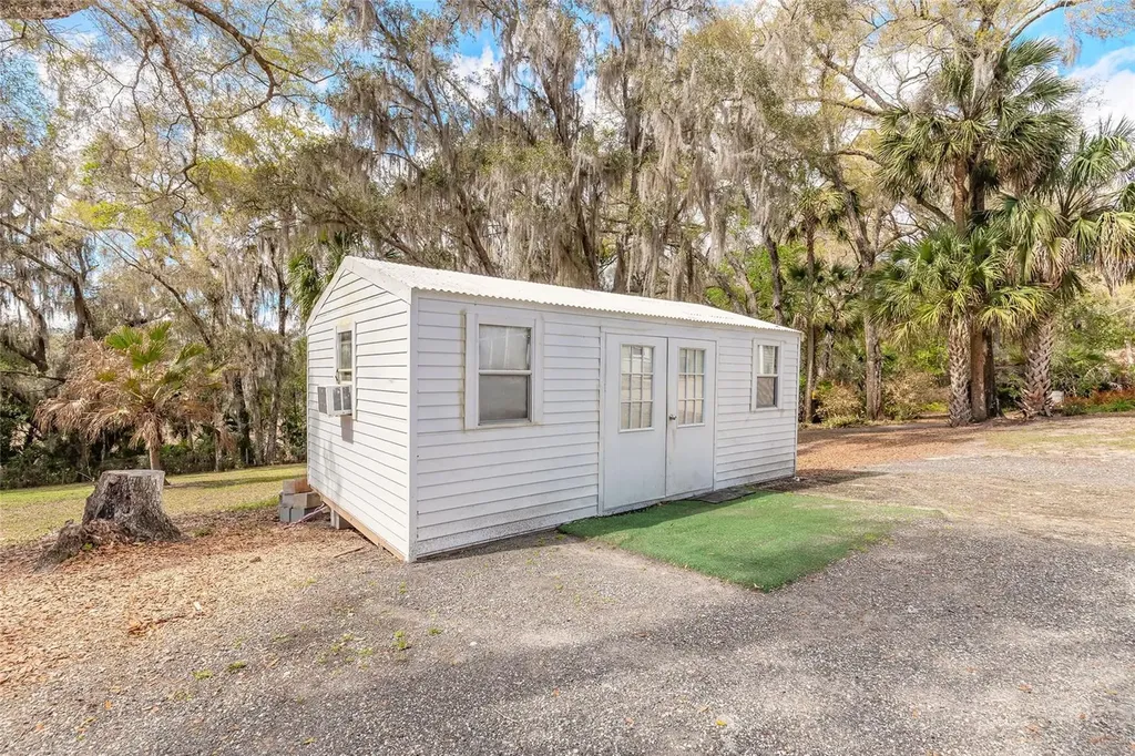 2090 & 2095 Stone Road Deland FL 32720