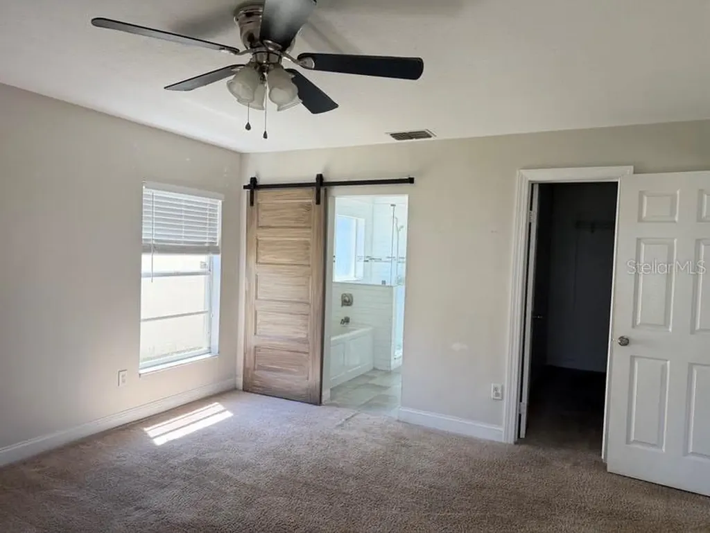 8753 Hampden Drive Tampa FL 33626