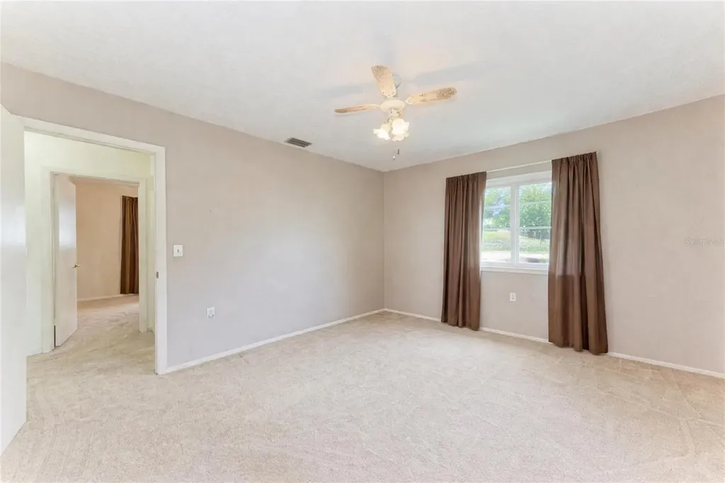 2811 33rd Avenue W Bradenton FL 34205