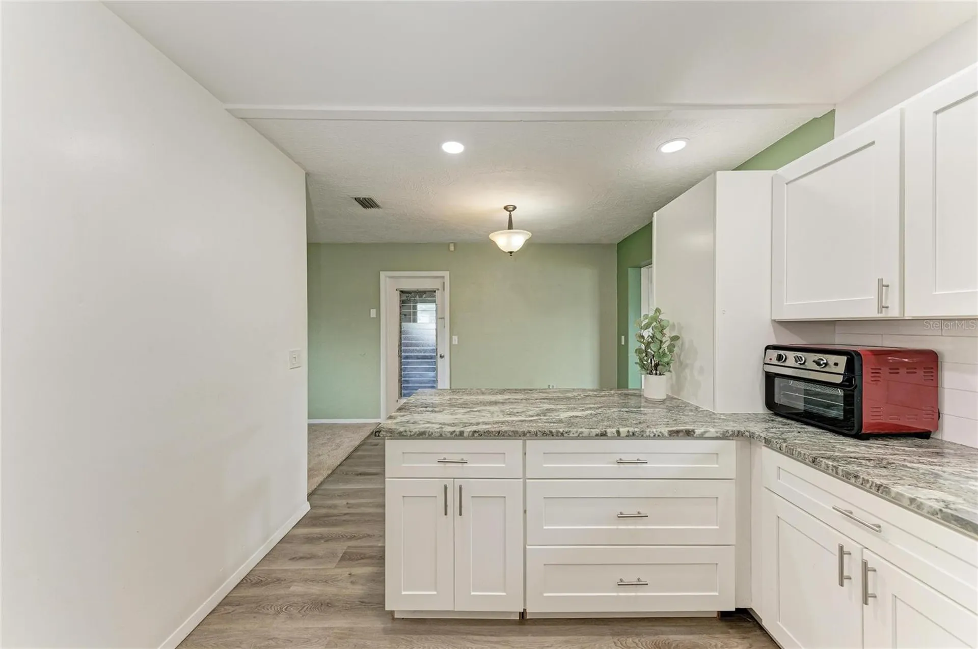 2811 33rd Avenue W Bradenton FL 34205