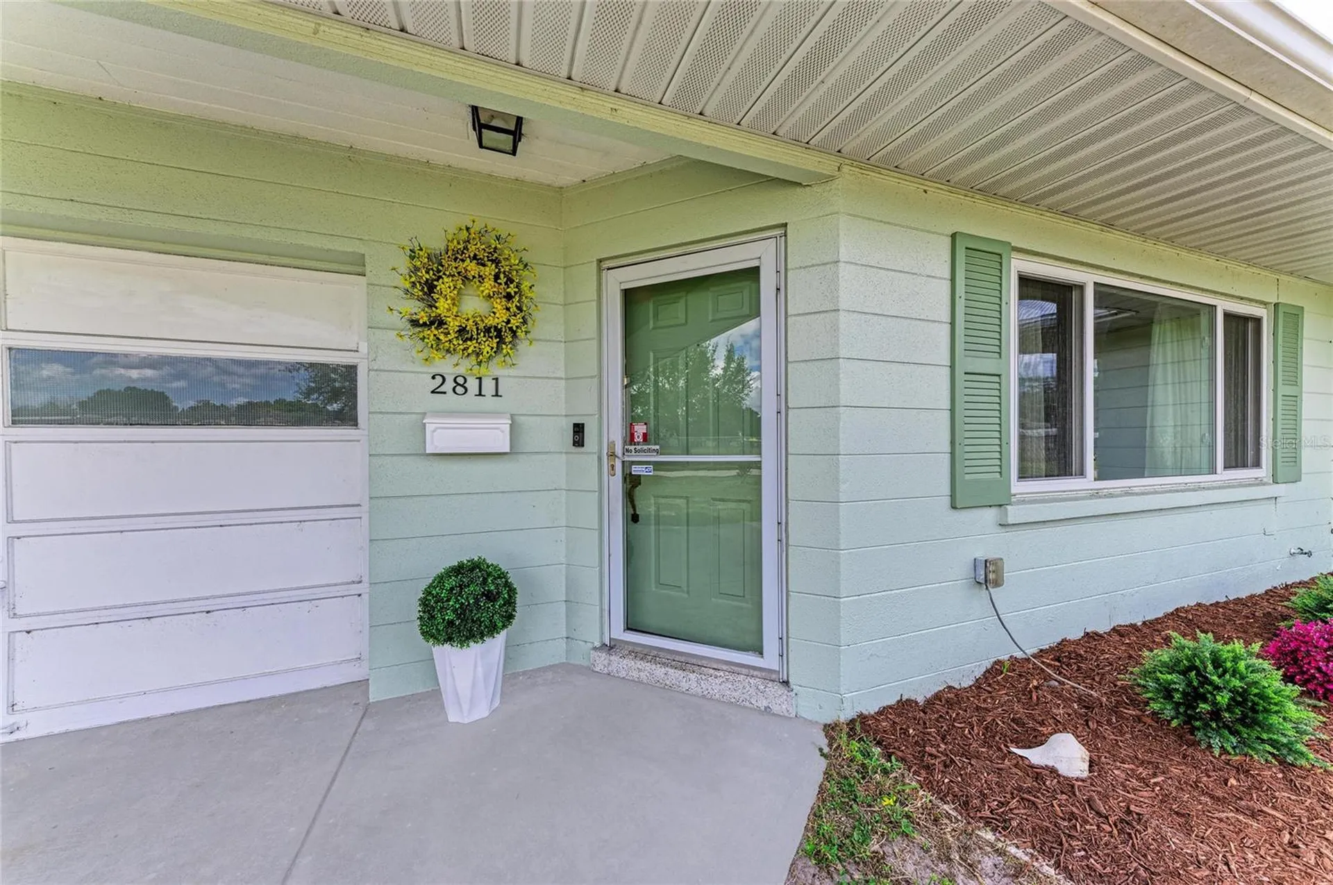 2811 33rd Avenue W Bradenton FL 34205