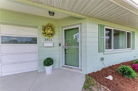 2811 33rd Avenue W Bradenton FL 34205