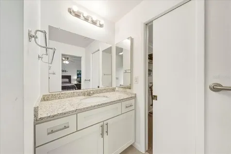 4530 Atwood Cay Circle Sarasota FL 34233