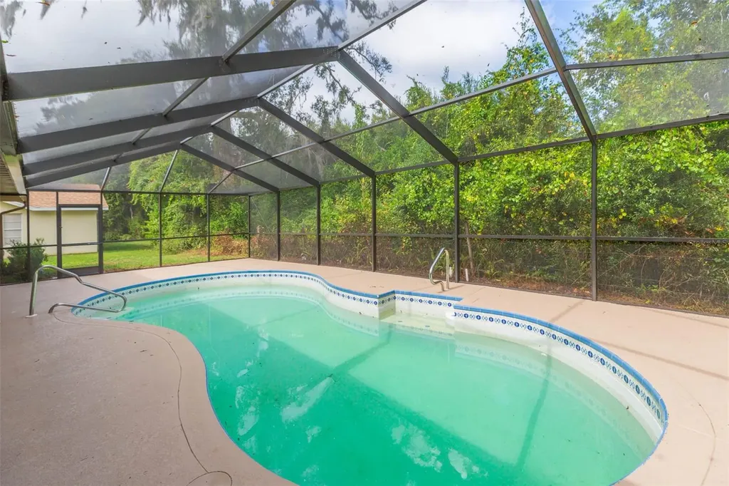 6625 Foxmoor Drive Zephyrhills FL 33542