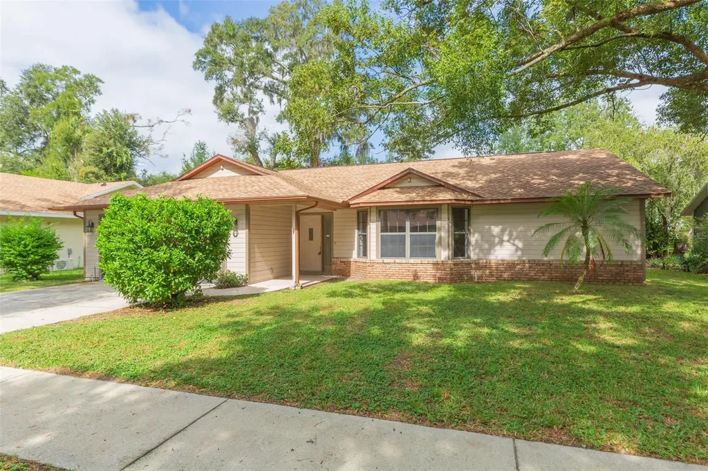 6625 Foxmoor Drive Zephyrhills FL 33542