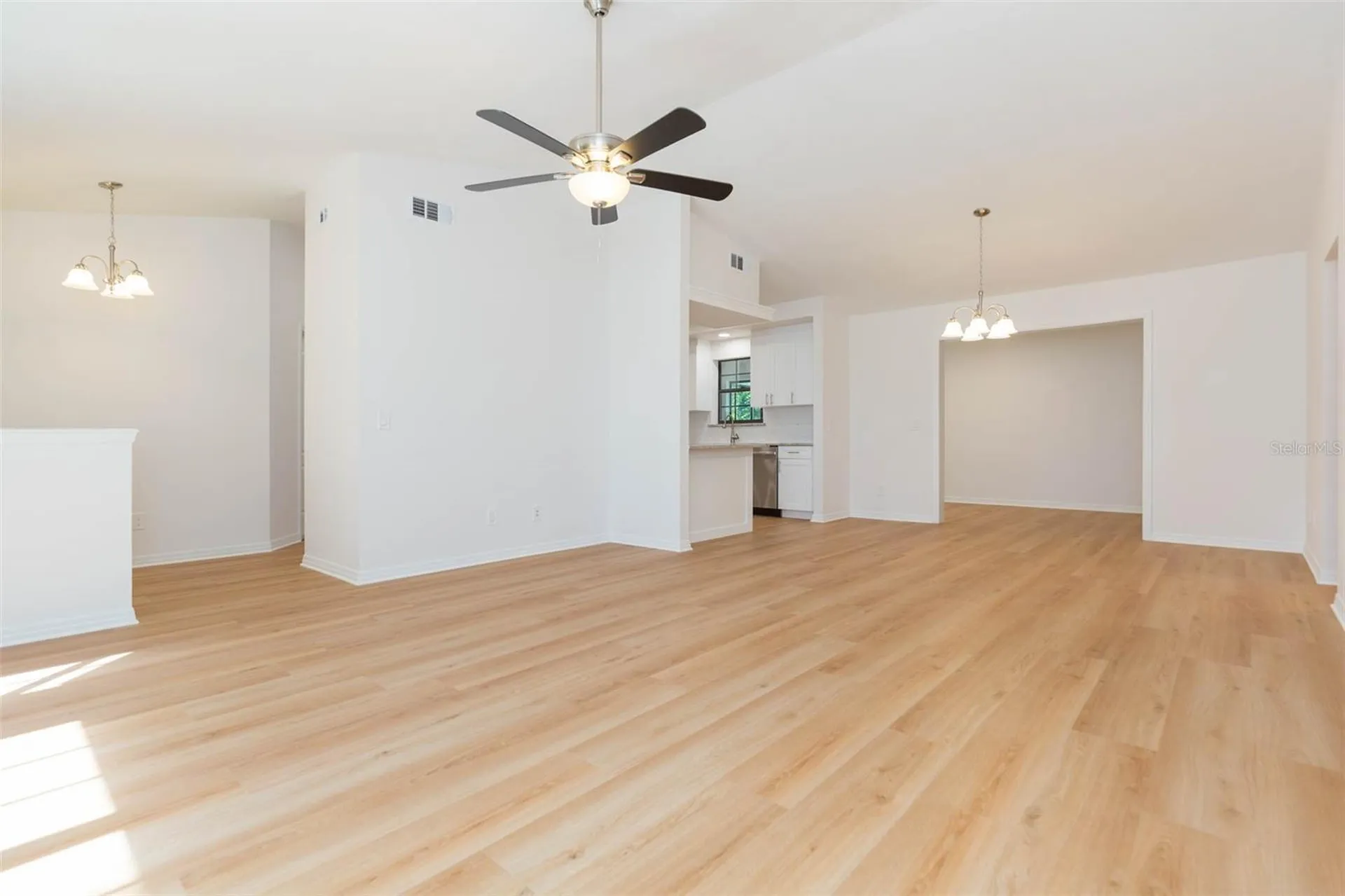 6625 Foxmoor Drive Zephyrhills FL 33542