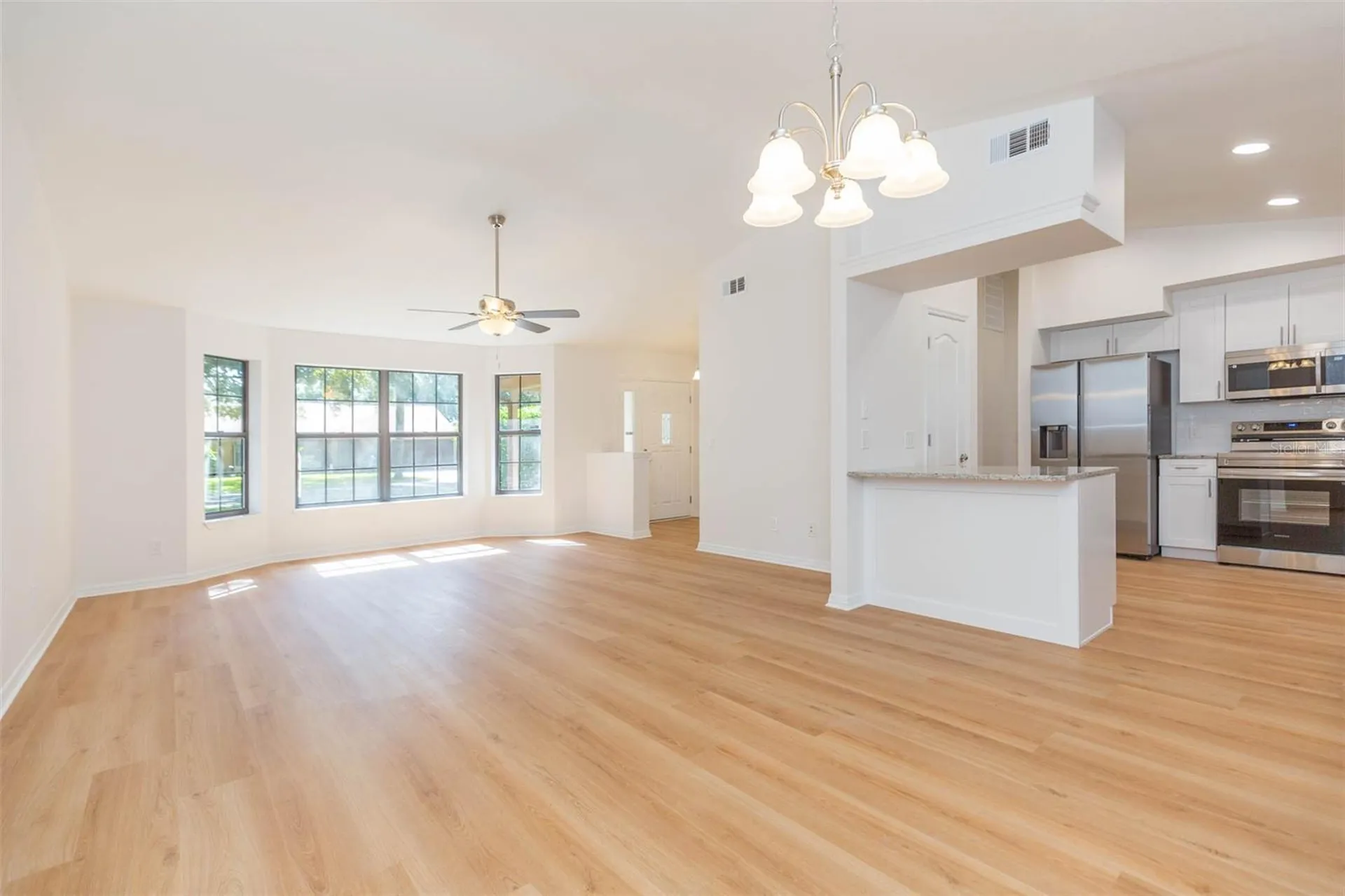 6625 Foxmoor Drive Zephyrhills FL 33542