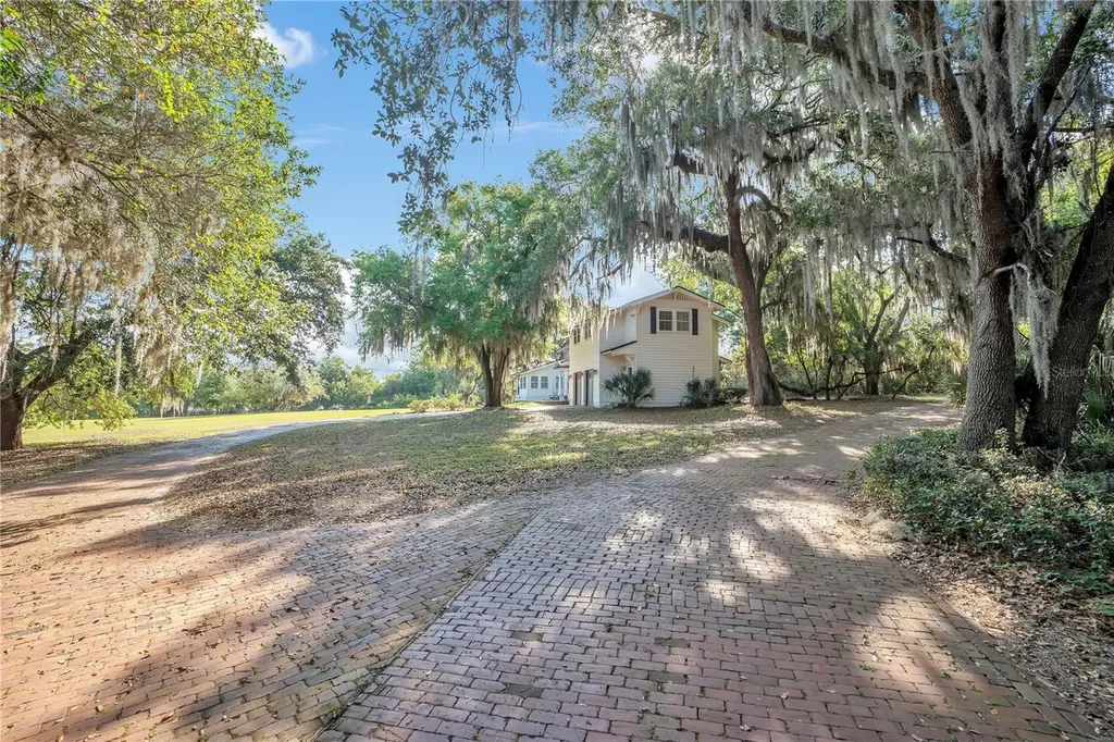 4610 Oak Cove Lane Orlando FL 32806