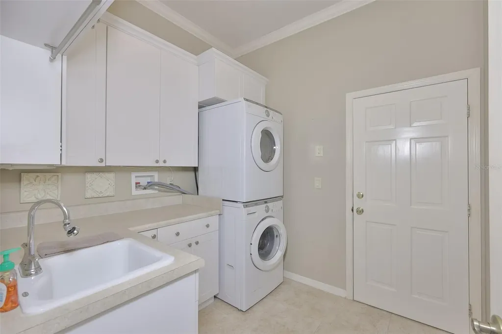 1107 Opal Lane Sun City Center FL 33573