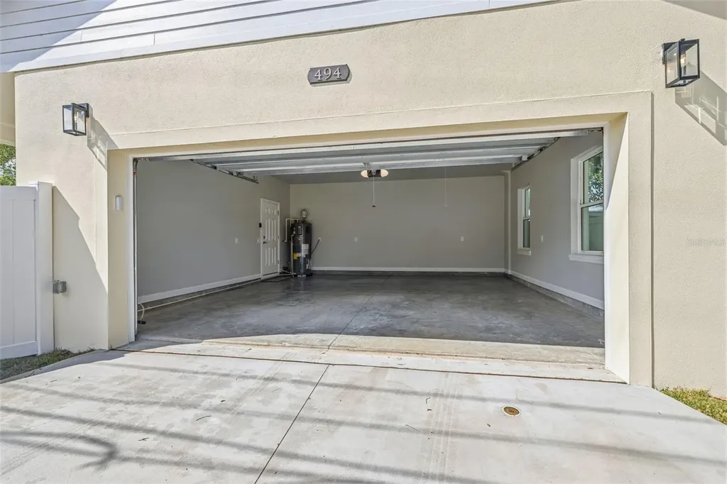 494 39th Avenue N St Petersburg FL 33704