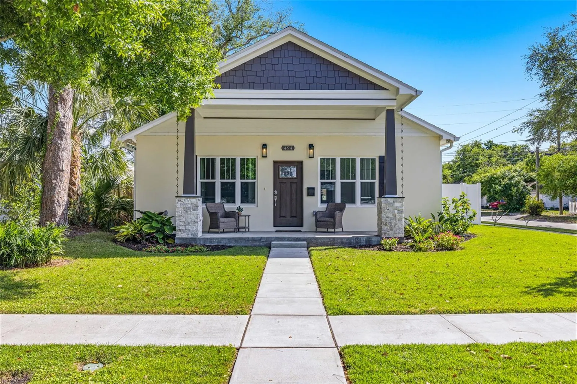 494 39th Avenue N St Petersburg FL 33704