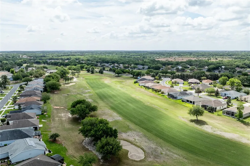 27118 Roanoke Drive Leesburg FL 34748