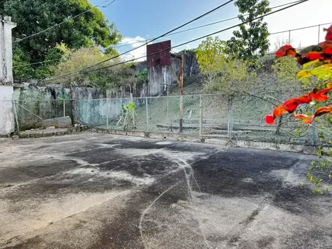 A Calle Bayamon PR 00957