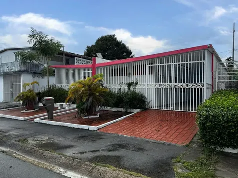A Calle Bayamon PR 00957