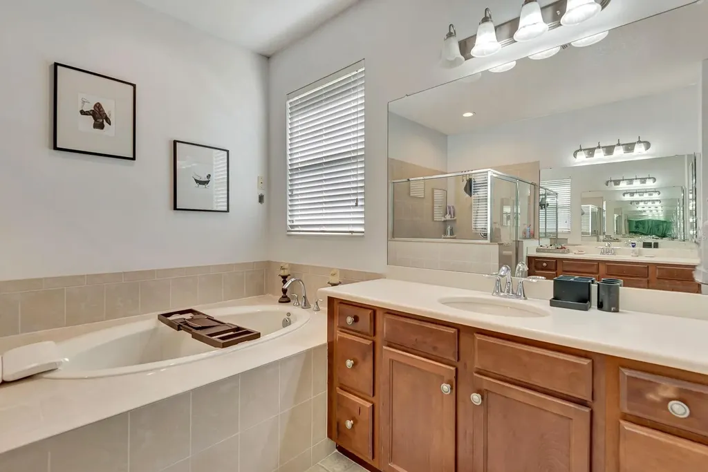 6838 44th Terrace E Bradenton FL 34203