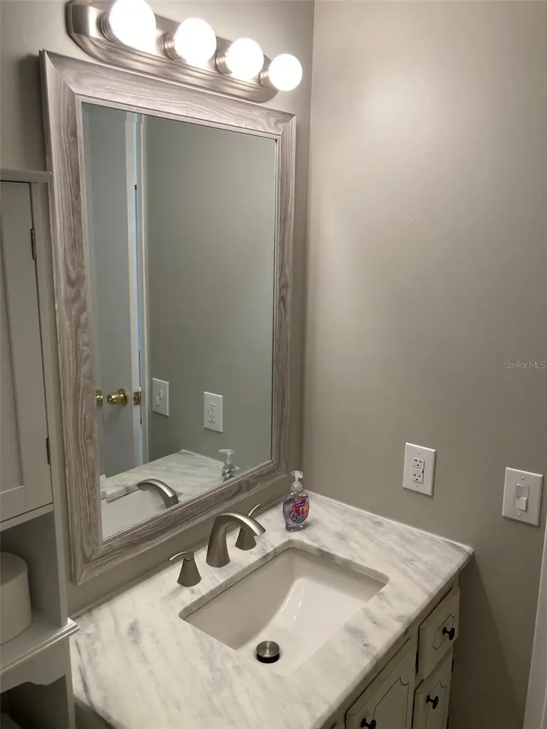 5530 80th Street N St Petersburg FL 33709