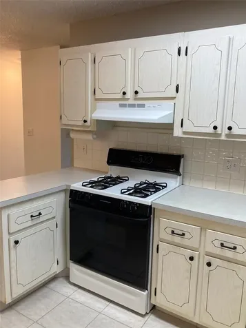 5530 80th Street N St Petersburg FL 33709