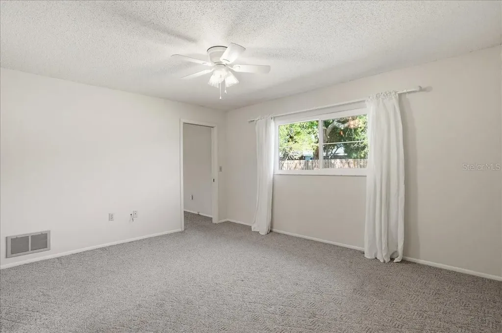 3759 Collins Street Sarasota FL 34232