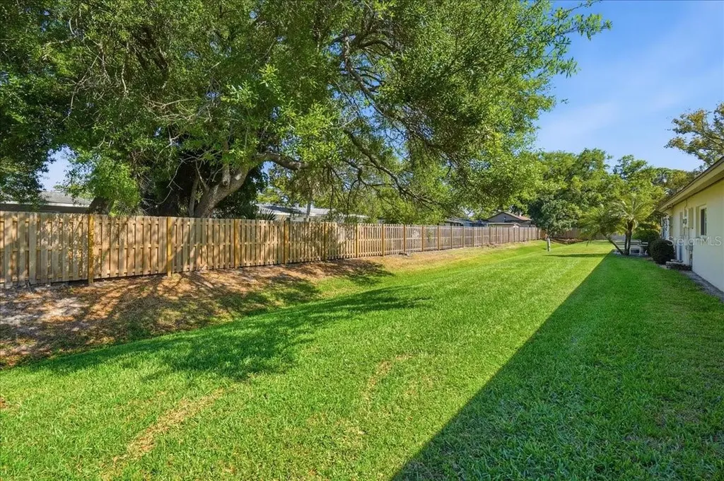 3759 Collins Street Sarasota FL 34232