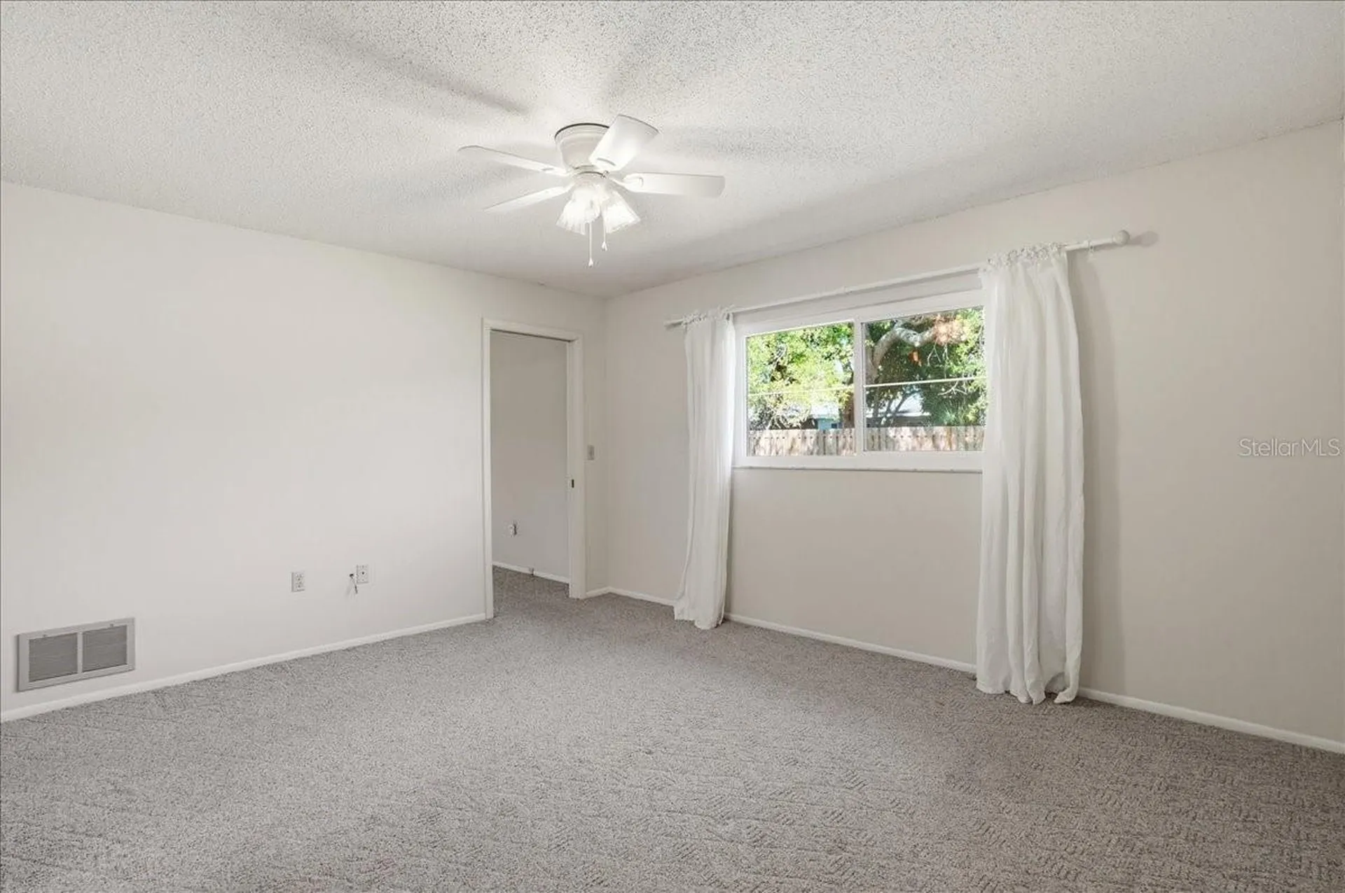 3759 Collins Street Sarasota FL 34232