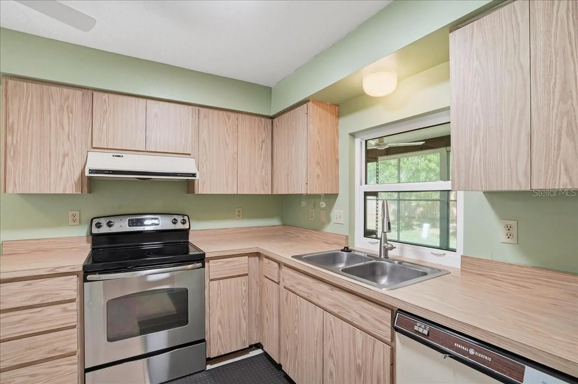 3759 Collins Street Sarasota FL 34232