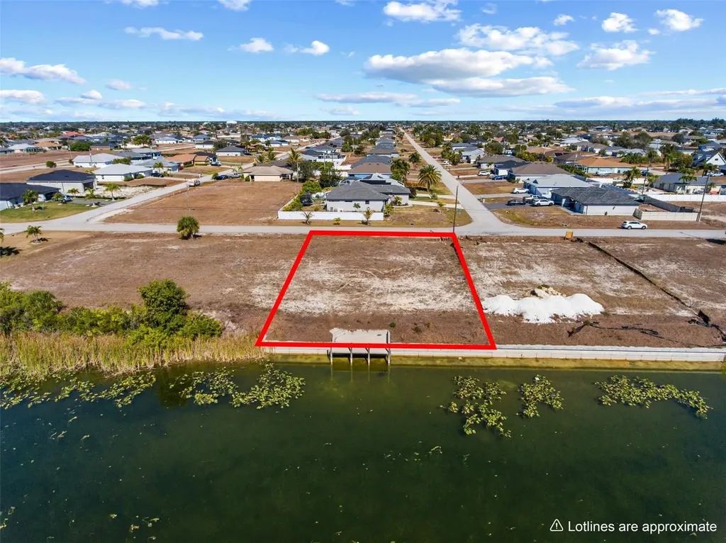 704 NW 9th Street Cape Coral FL 33993