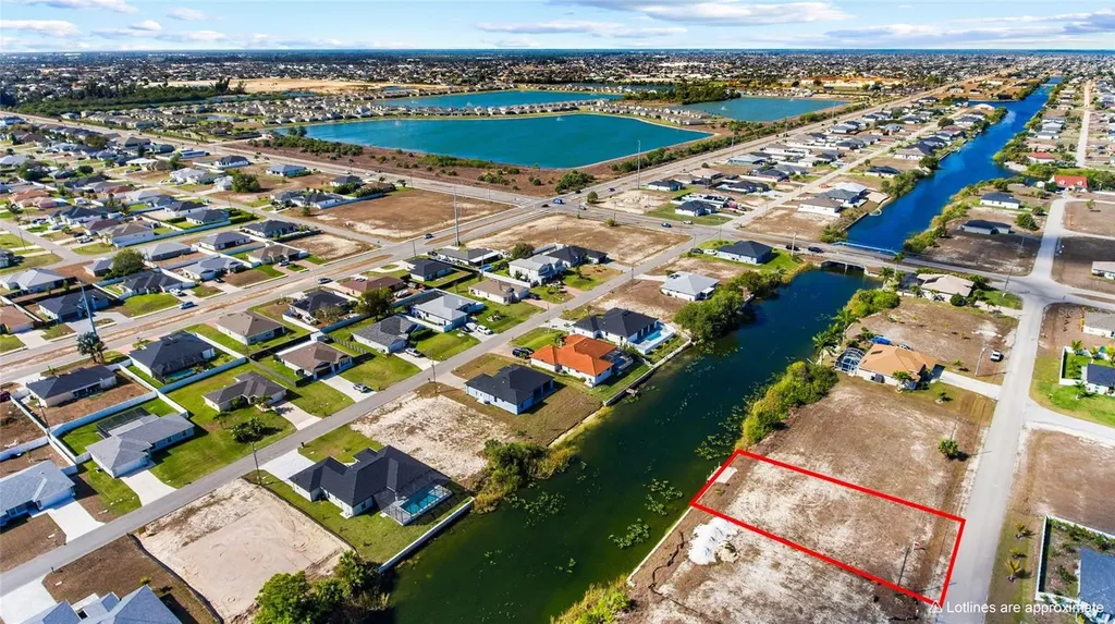 704 NW 9th Street Cape Coral FL 33993