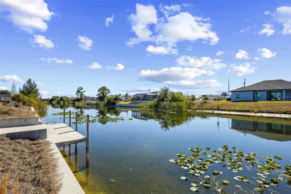 704 NW 9th Street Cape Coral FL 33993