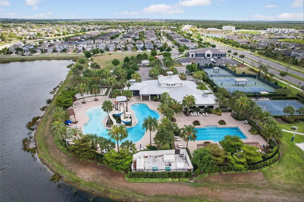 6312 Heirloom Place Apollo Beach FL 33572