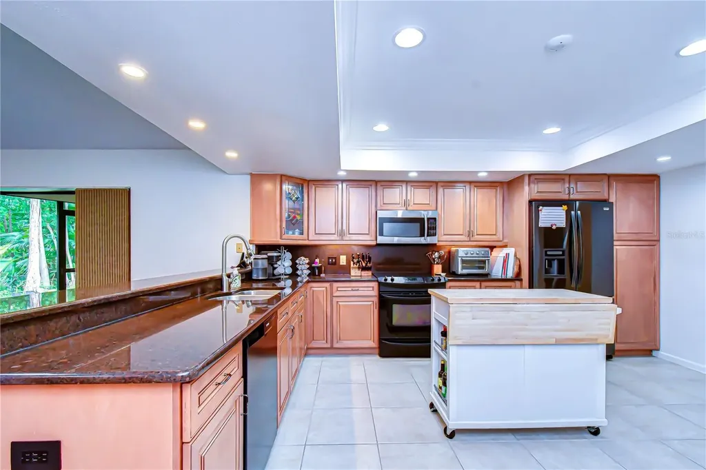 16704 Vallely Drive Tampa FL 33618