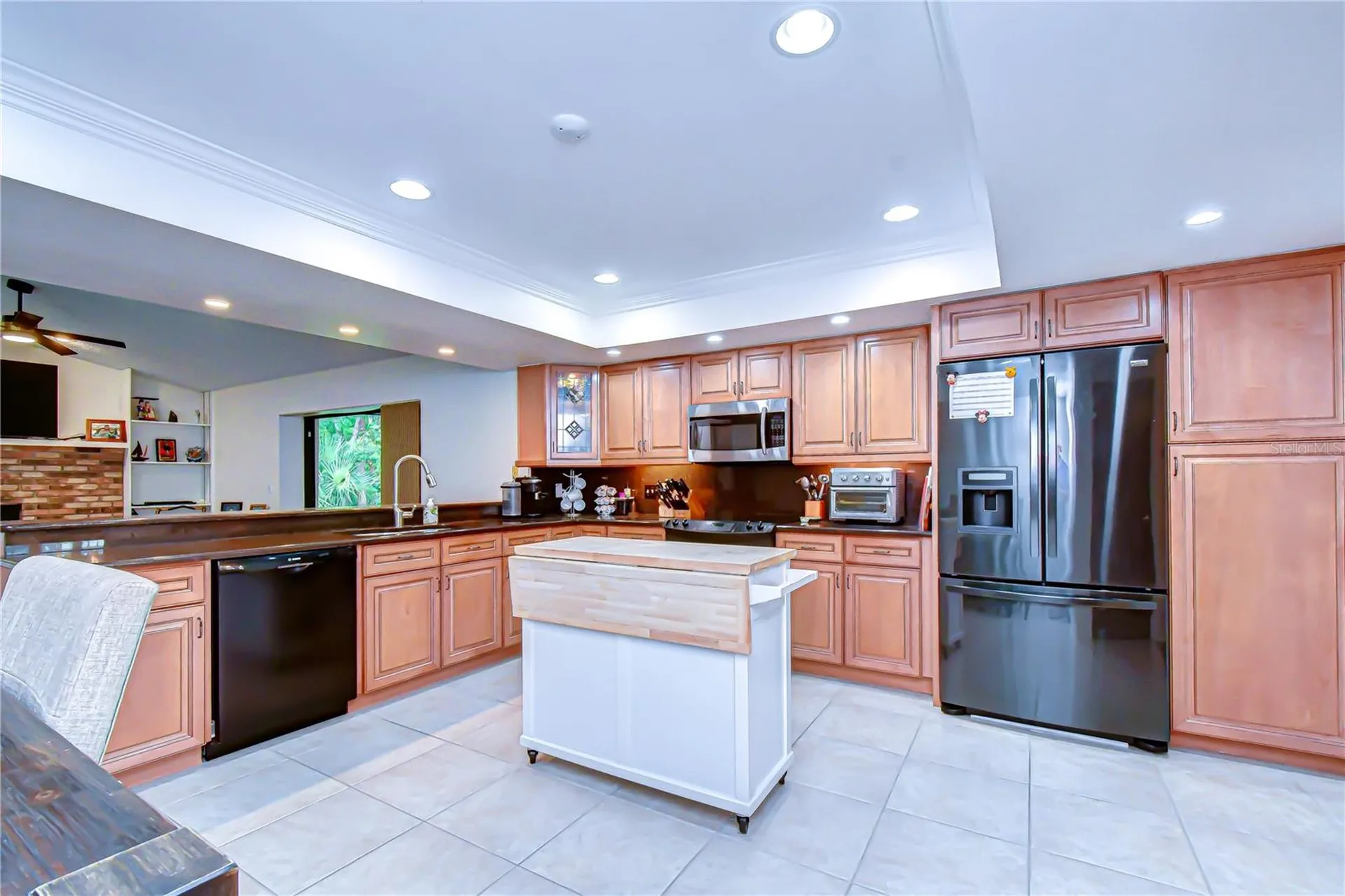16704 Vallely Drive Tampa FL 33618