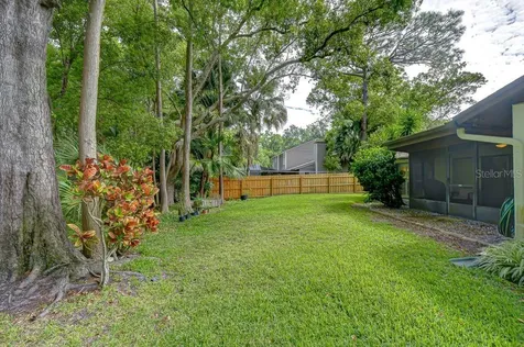 16704 Vallely Drive Tampa FL 33618