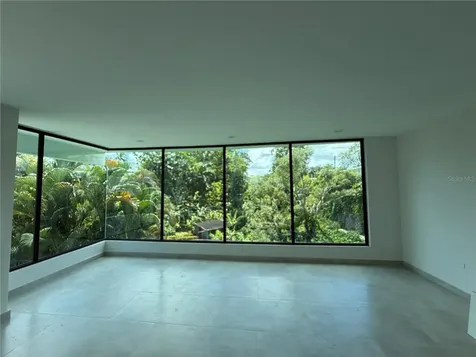 1704 Crisantemo San Juan PR 00927